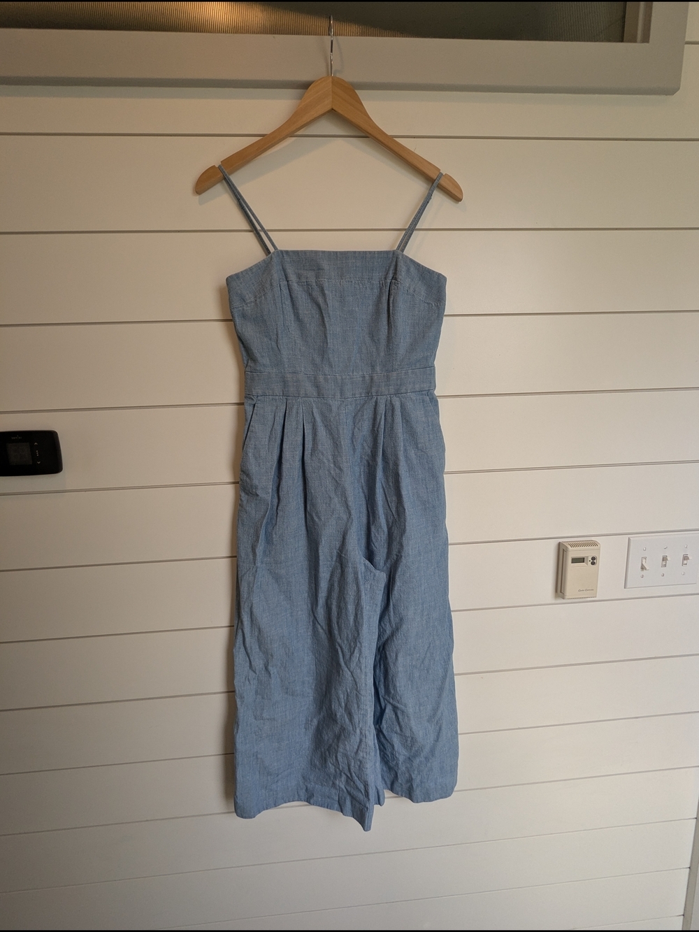 J. Crew 100% Cotton Chambray Denim Overall Jumpsuit Butter Mom Wide Leg Size 4 P